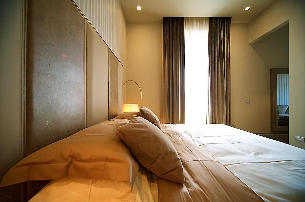 Гостевой дом Vittoriano Luxury Suites Рим